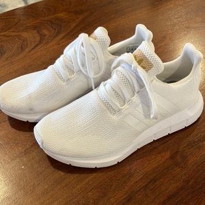 Woman’s Nike swift run athletic shoe